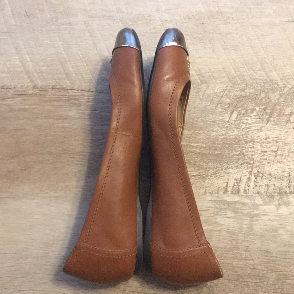 Coach Flats - Picture 4 of 7